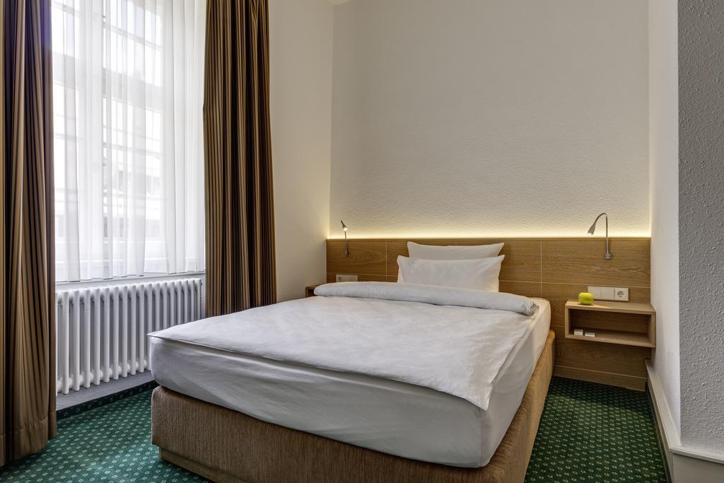 Hotel Hofgut Sternen - Wohnen In Kunst Und Kultur Breitnau Bagian luar foto